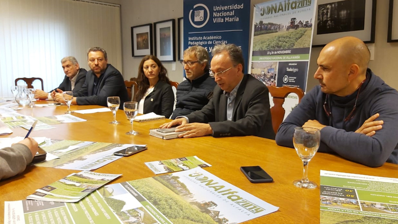 Gran expectativa por las Jornadas Nacionales de Alfalfa			El 13 y 14 de noviembre el Campus de la Universidad Nacional de Villa María, provincia de Córdoba, será sede del evento más convocante de la cadena alfalfera en Argentina y Sudamérica.